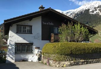 Studio in Klosters allows 18 year olds to book a room