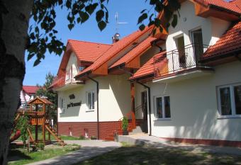 Willa pod Brzozami has Balcony rooms