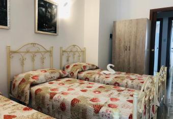 La casa di Chlo   has Balcony rooms