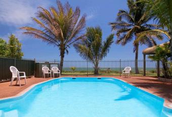 Hedland Hotel allows 18 year olds to book a room