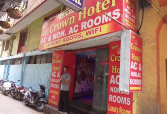 New Crown Hotel (200m from Sarvate Bus Stand) has Balcony rooms
