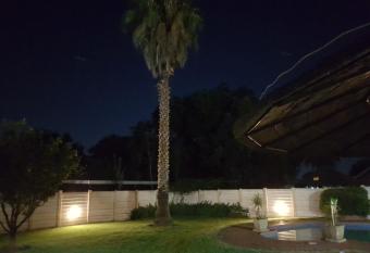 Huis Afrika has Balcony rooms