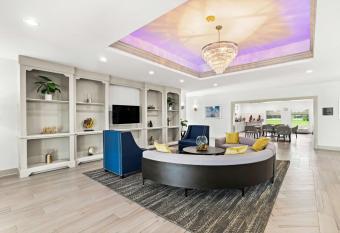 Best Western Iowa/Lake Charles East allows 18 year olds to book a room