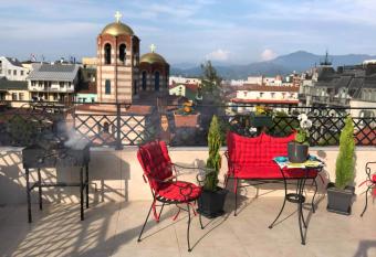 Piazza Batumi Guesthouse allows 18 year olds to book a room