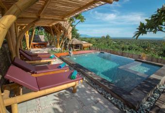 Menjangan Hill has Balcony rooms