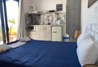 Kionia Apartments has Balcony rooms