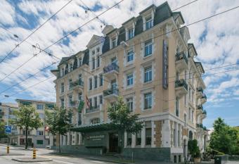 Hotel Mirabeau, BW Signature Collection, Lausanne allows 18 year olds to book a room