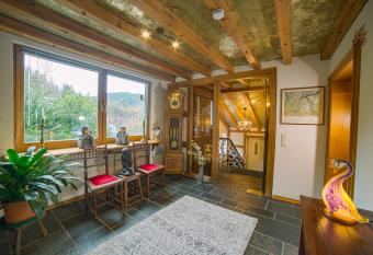 Eleganza Monschau has Balcony rooms