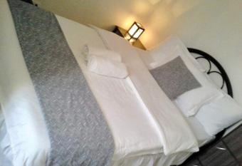 Estien s cozy home has Balcony rooms