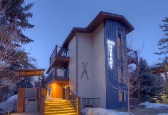 Hotel Durant has Balcony rooms