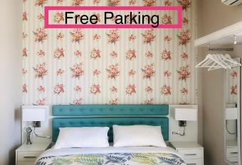 Lovely Apartments Del allows 18 year olds to book a room