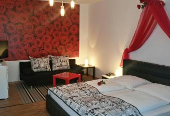 Pension Lucie allows 18 year olds to book a room