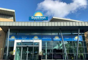 Days Inn Wetherby allows 18 year olds to book a room