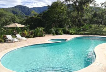 Hacienda Mil Bellezas has Balcony rooms