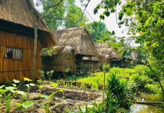 Saigon Garden Homestay has Balcony rooms