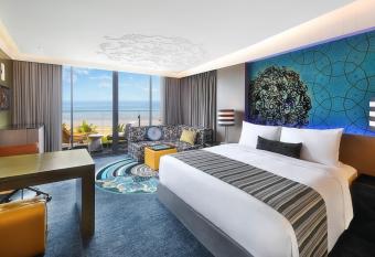 W Muscat allows 18 year olds to book a room