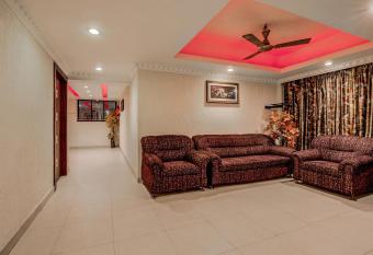 OYO Hotel Oxy Heritage allows 18 year olds to book a room