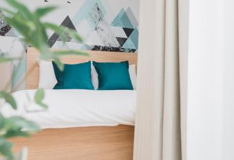 Juso AFP Luxury Apartment Hotel has Balcony rooms