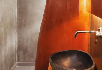 Irene City Villas allows 18 year olds to book a room