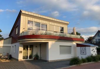 Torsten  s Home allows 18 year olds to book a room