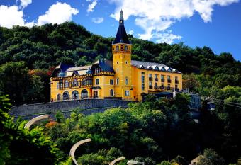 Hotel V  tru  e has Balcony rooms
