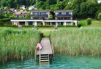 Linde Villas has Balcony rooms