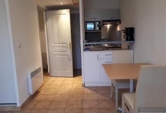 Domaine de l Albatros has Balcony rooms