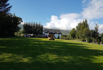 Murray s Mountain View allows 18 year olds to book a room