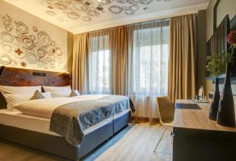 Boutique Essen City allows 18 year olds to book a room