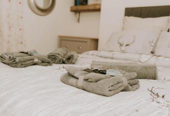 The King Street Holiday Apartment in Inverness City Centre allows 18 year olds to book a room