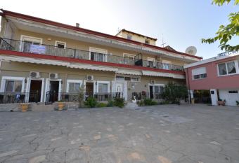 Studios Kostas & Despina has Balcony rooms