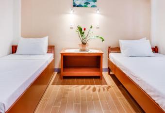 Cawit Resort and Cafe has Balcony rooms