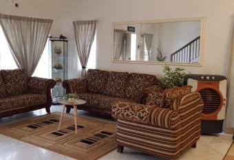 Tun Perak Homestay allows 18 year olds to book a room