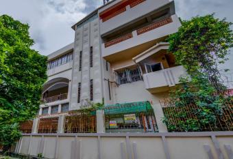 Flagship Corporate Club allows 18 year olds to book a room