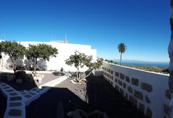 Apartament in arico has Balcony rooms