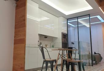 El Secreto de Portales allows 18 year olds to book a room