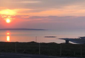 Zepher Apartment allows 18 year olds to book a room