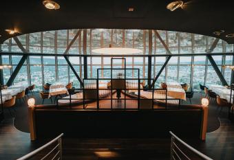 Scala Turm Hotel Restaurant allows 18 year olds to book a room