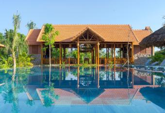 Island Lodge Phu Quoc has Balcony rooms