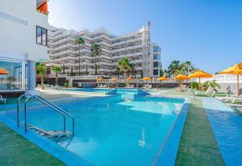 OLYMPIA APARTMENTS allows 18 year olds to book a room