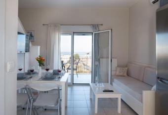 Like Home has Balcony rooms