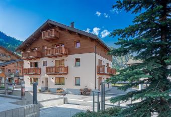 Casa Marianna allows 18 year olds to book a room