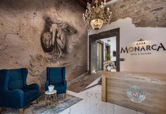 Hotel Casa Monarca allows 18 year olds to book a room