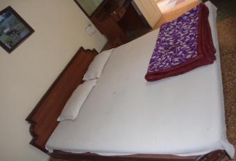 HOTEL NEELKAMAL has Balcony rooms