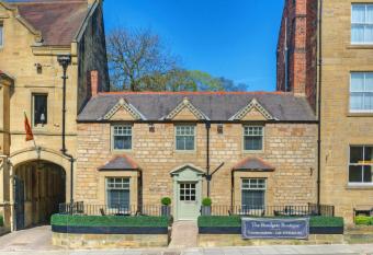 The Bondgate Boutique allows 18 year olds to book a room