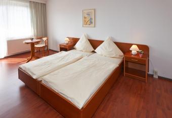 Alpha Apparthotel leipzig-R  tha has Balcony rooms