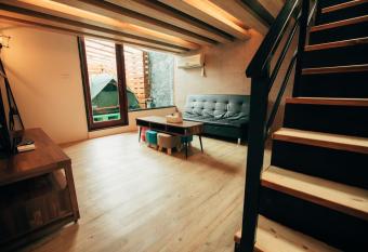 Chu s Home                  #                         has Balcony rooms