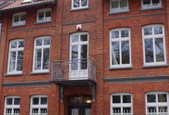 Villa Friedenstra  e 11 has Balcony rooms