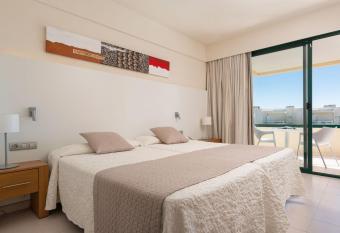 Hotel Marfil Playa has Balcony rooms