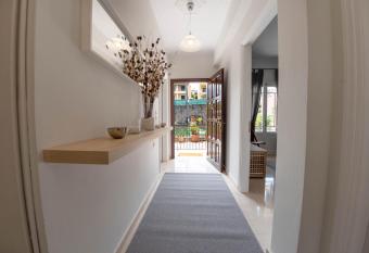 Captain s Place -                             allows 18 year olds to book a room